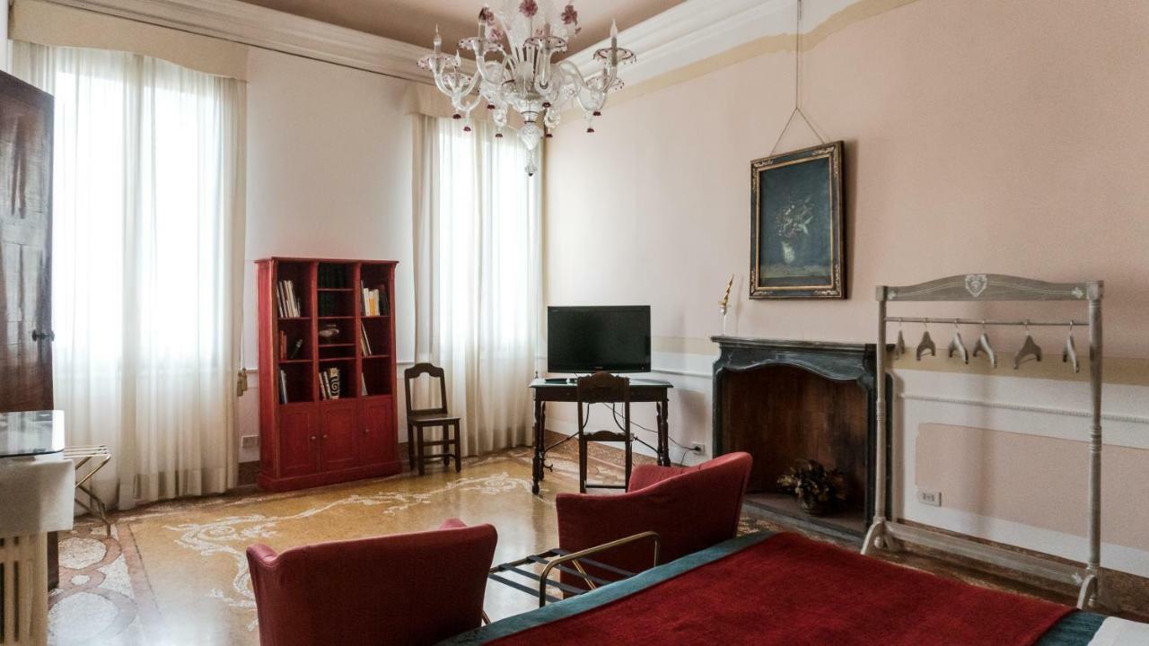 Luxury Balcony Apartment Veneza Exterior foto