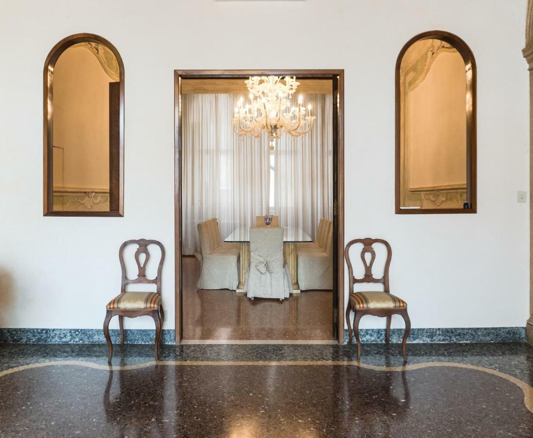 Luxury Balcony Apartment Veneza Exterior foto